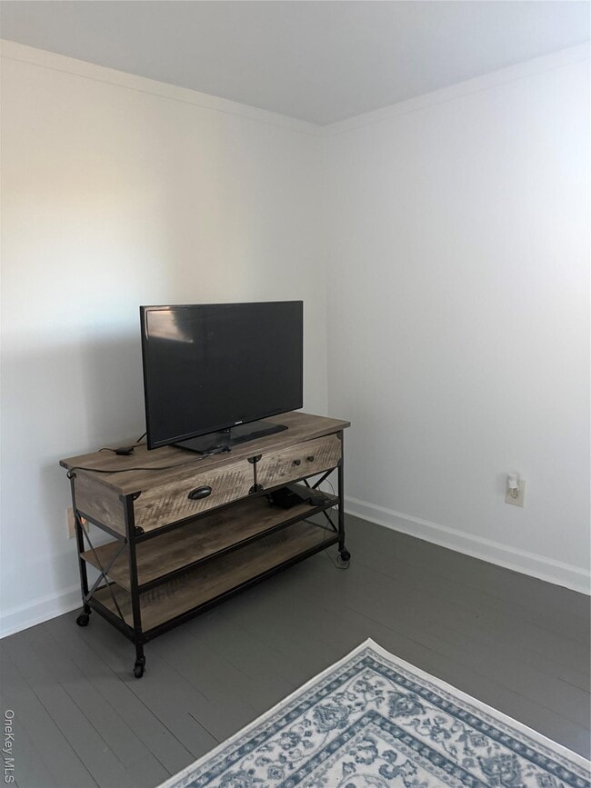 Building Photo - 171 Lake Shore Dr