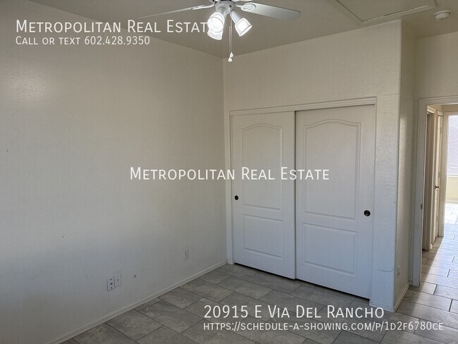 Building Photo - 20915 E Via del Rancho