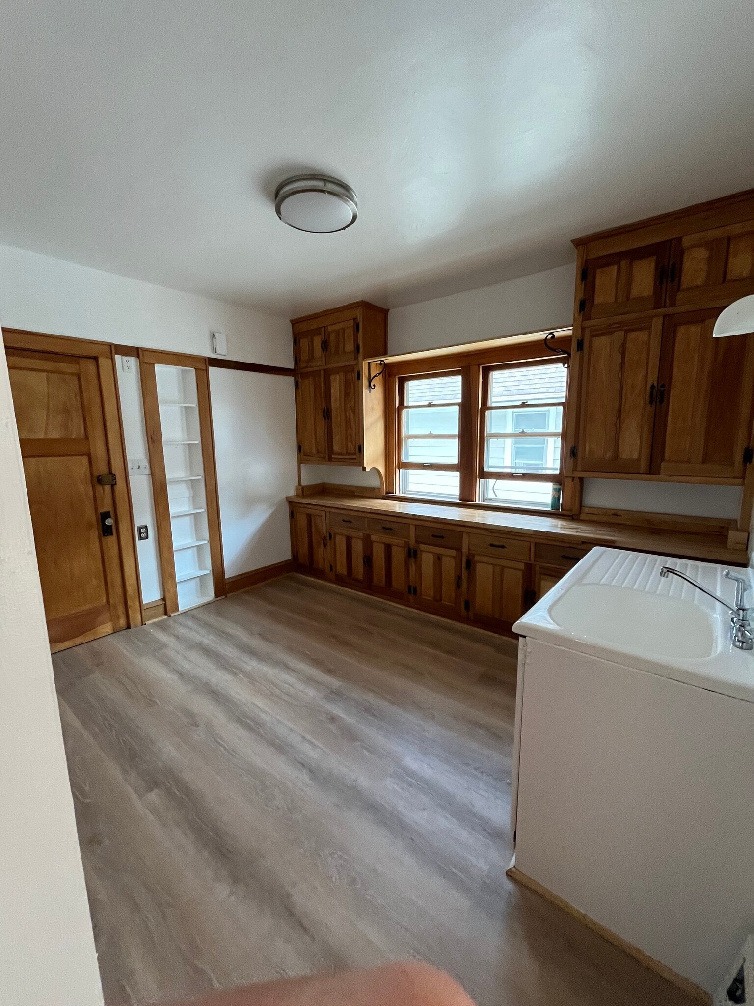 Kitchen. - 1752 N 56th St