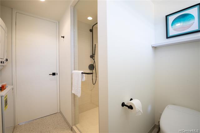 Building Photo - 2161 Kalia Rd