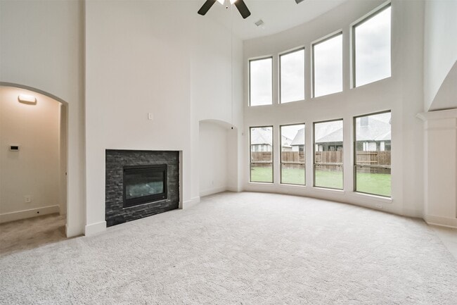Building Photo - 17794 Misty Brk Ln