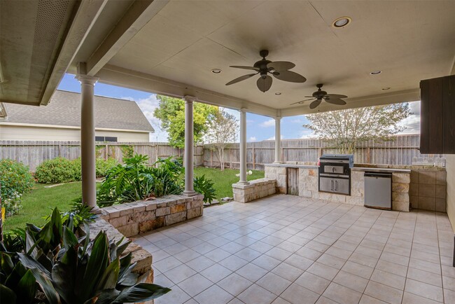 Building Photo - 3403 Kerr Ln