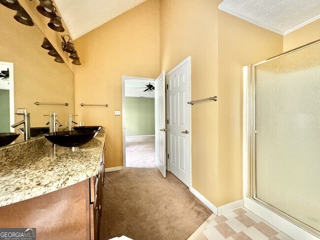 Building Photo - 155 Autumn Moon Trail