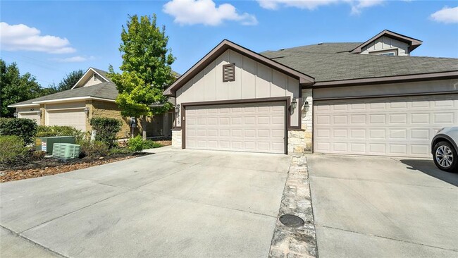 Building Photo - 719 Gristmill Dr