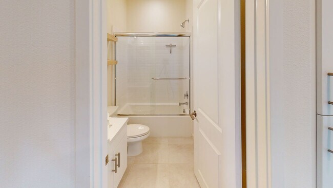 Building Photo - Delightful 3/2.5 condo in Rancho Cucamonga...