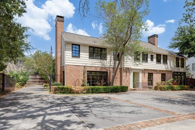 Building Photo - 3020 San Felipe St