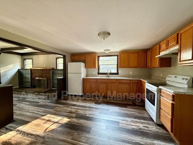 Building Photo - 4749 Rexway Cir