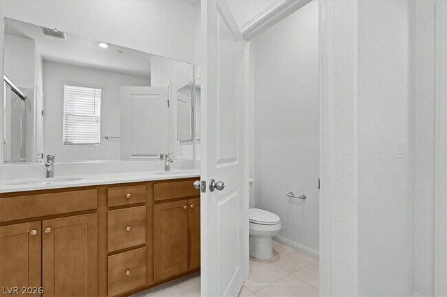 Building Photo - 72 Hornbeck Ln