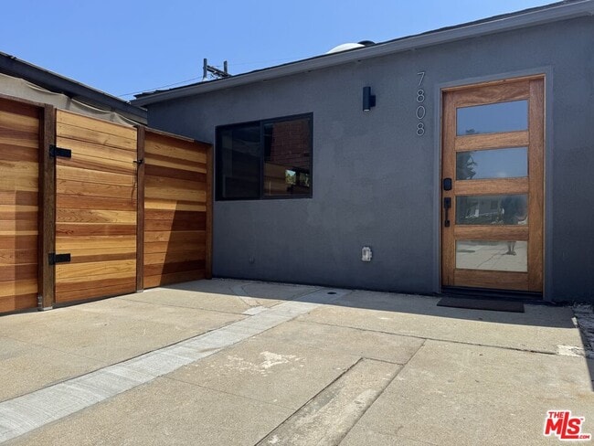 Building Photo - 7808 Truxton Ave