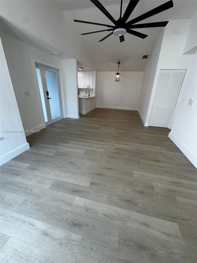 Building Photo - 2450 SW 85th Ave