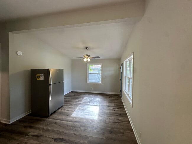 Building Photo - 446 Cape Fear Blvd