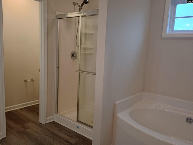 Building Photo - 21 Orchard Dr