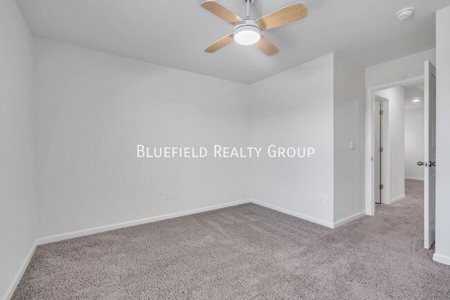 Building Photo - 1264 Canter Pl