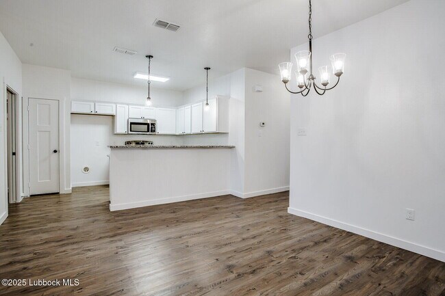 Building Photo - 2537 138th St