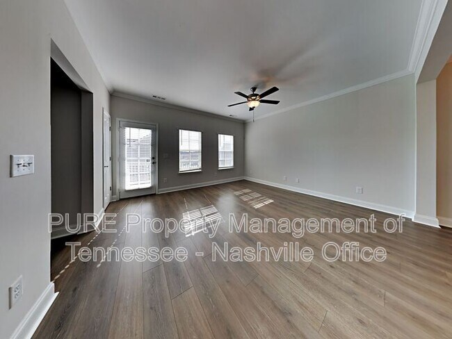 Building Photo - 1750 Park Terrace Ln