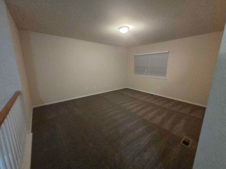 Building Photo - 3922 Malaya Ct