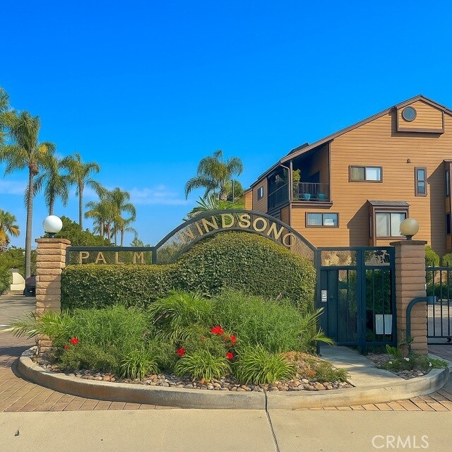 Building Photo - 4009 Canario St