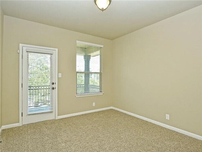 Building Photo - 9512 Solana Vista Loop