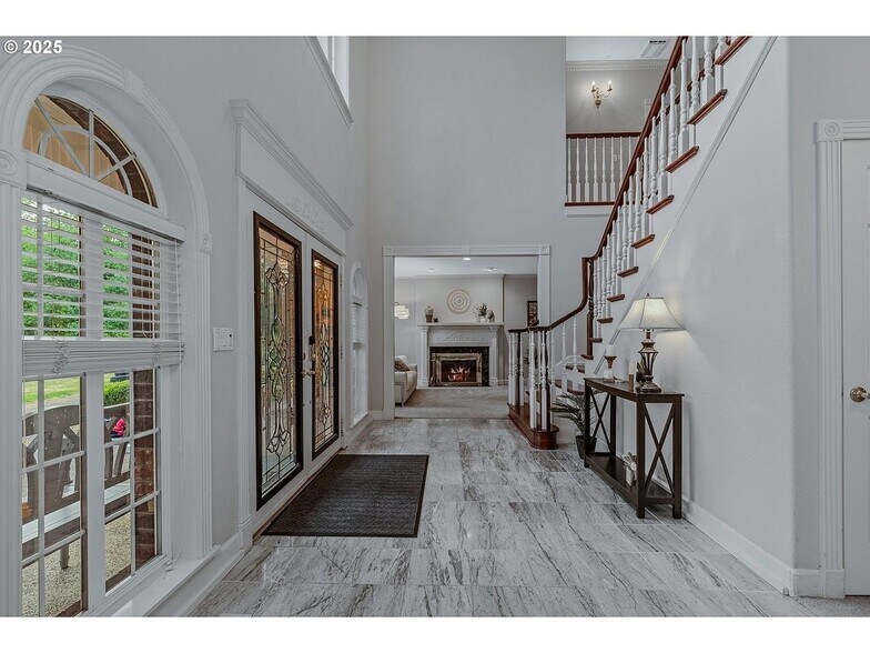 Building Photo - 21416 NE 63rd St