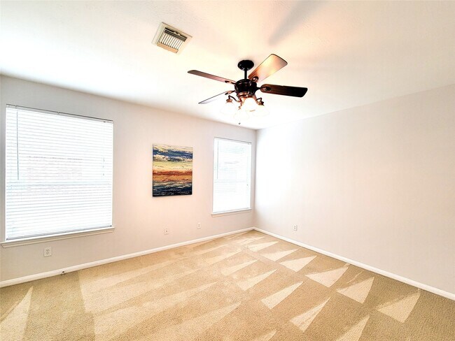 Building Photo - 17715 Laguna Trail Dr