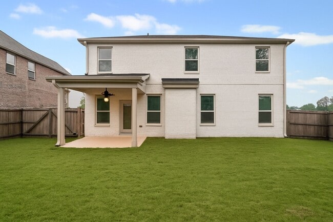 Building Photo - 2106 Cadenza Cir