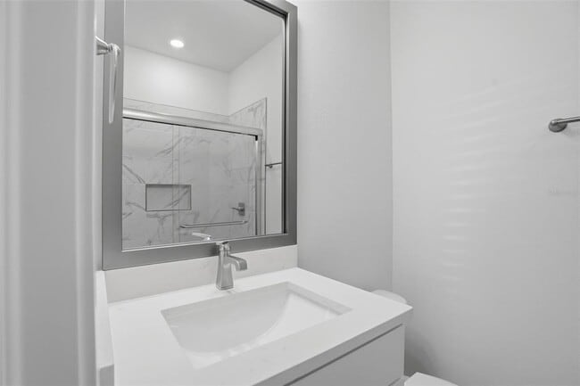 Building Photo - 2123 1st Ave N