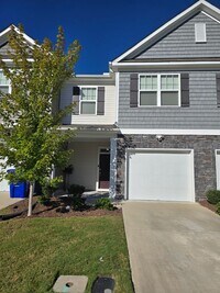 Building Photo - Modern 3-Bedroom Townhome in Copley Farms,...
