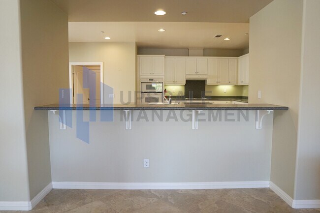 Building Photo - 2029 Savanna Way