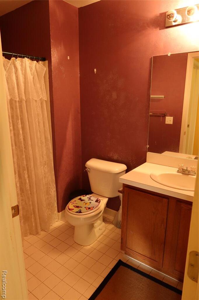 Building Photo - 1956 Campau Farms Cir