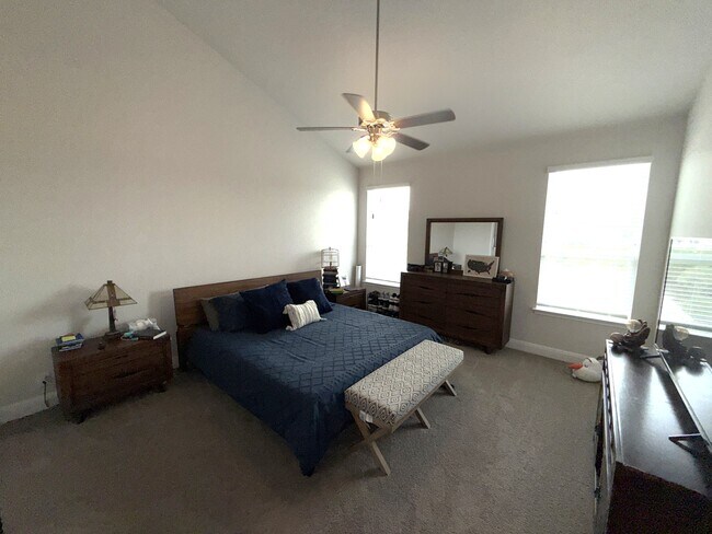 Building Photo - 303 Colorado Cyn