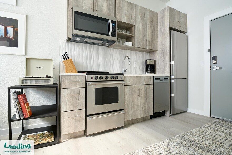 Building Photo - 3022 Zuni St