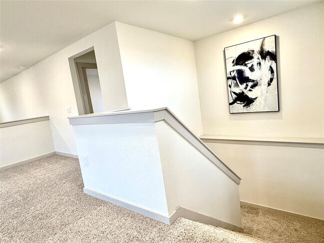 Building Photo - 13916 Lubeck Dr