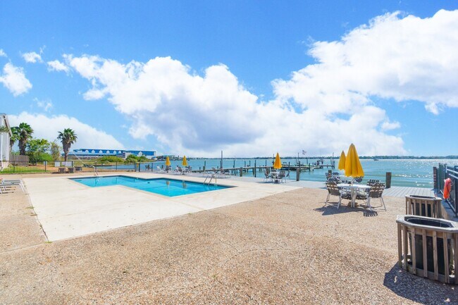 Building Photo - 3535 E NASA Pkwy