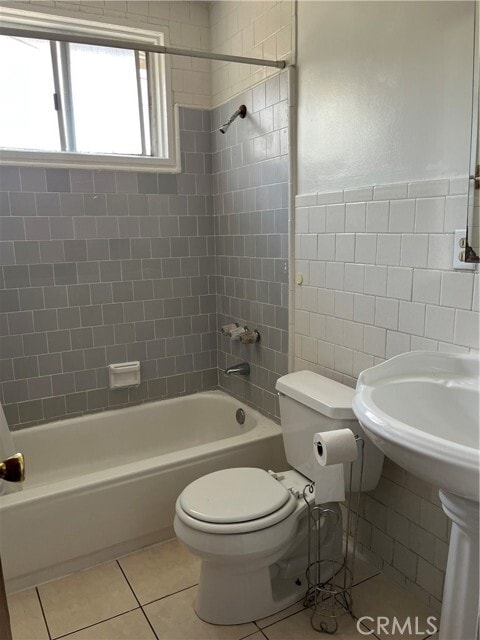 Building Photo - 22731 Kinard Ave