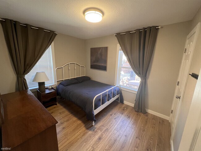 Building Photo - 3 br, 2 bath House - 3326 Steele Street