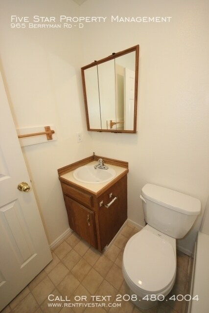 Building Photo - 965 Berryman Rd
