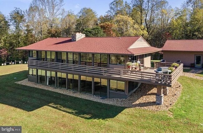 Building Photo - 72 Jordans Rd