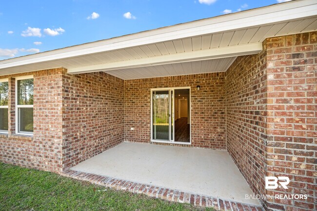 Building Photo - 21750 Sutherland Cir