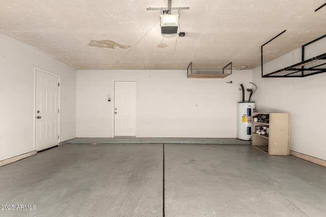 Building Photo - 230 E Strahan Dr