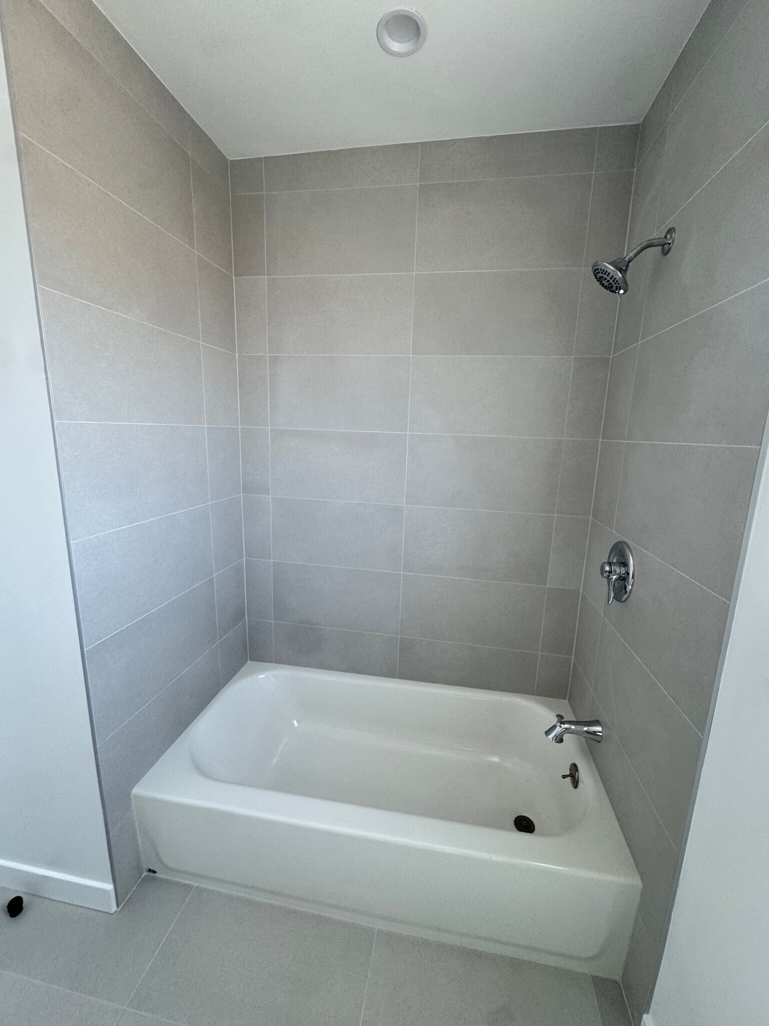 Building Photo - 911 S Atlantic Blvd