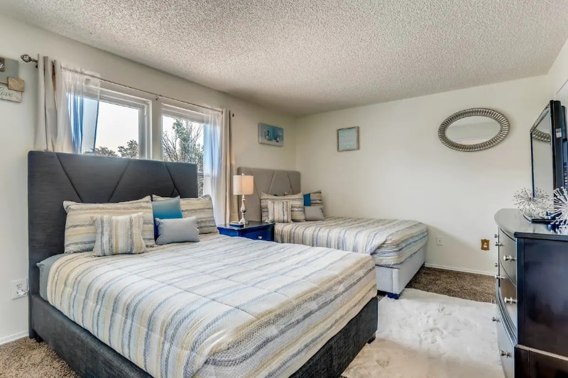 Building Photo - 99 N Moline St