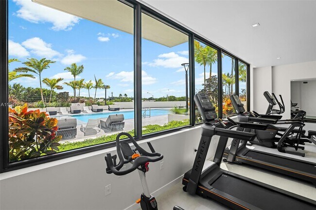 Building Photo - 18300 SW 98th Ave