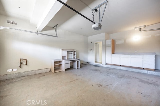 Building Photo - 308 S San Vicente Ln