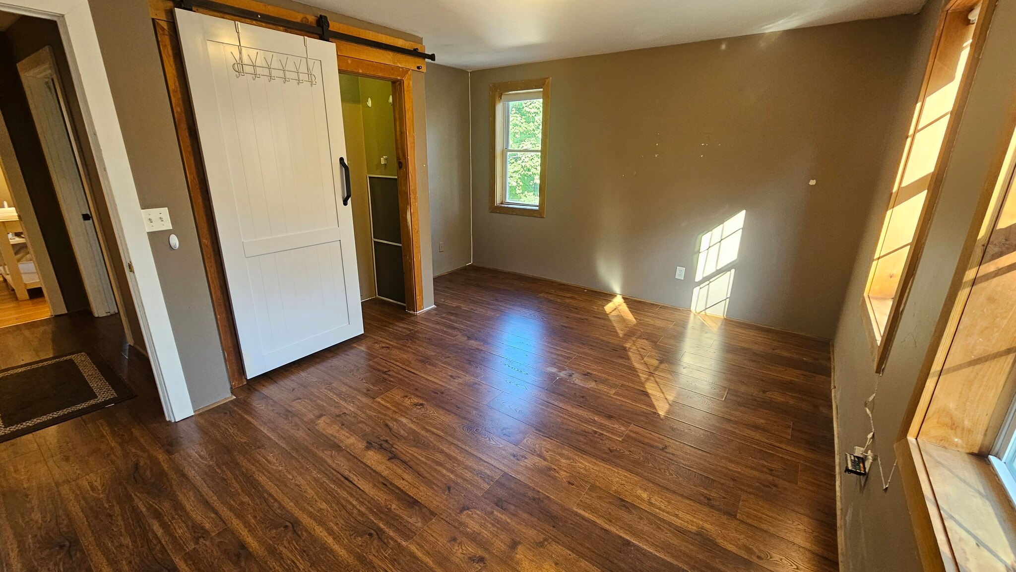 Building Photo - 35 Jackson St