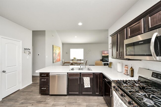 Building Photo - 21303 Bellaria Summit Trail