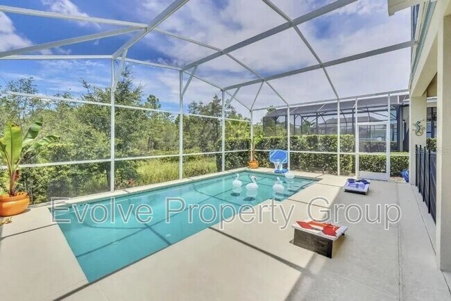 Building Photo - 1449 Fairview Cir