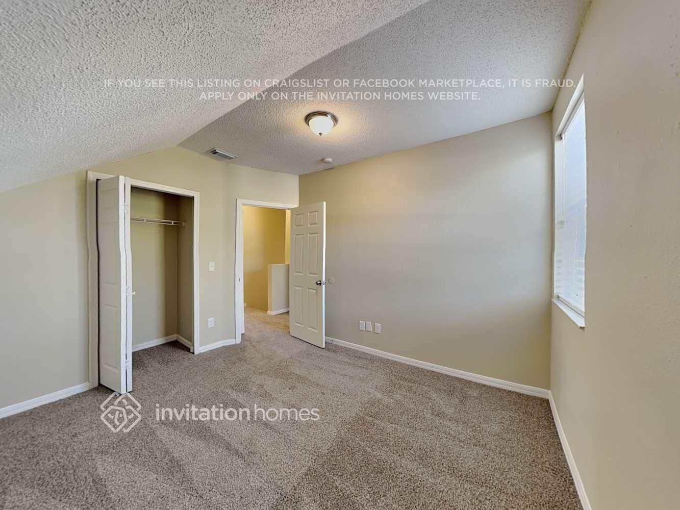 Building Photo - 4204 Forest Island Dr