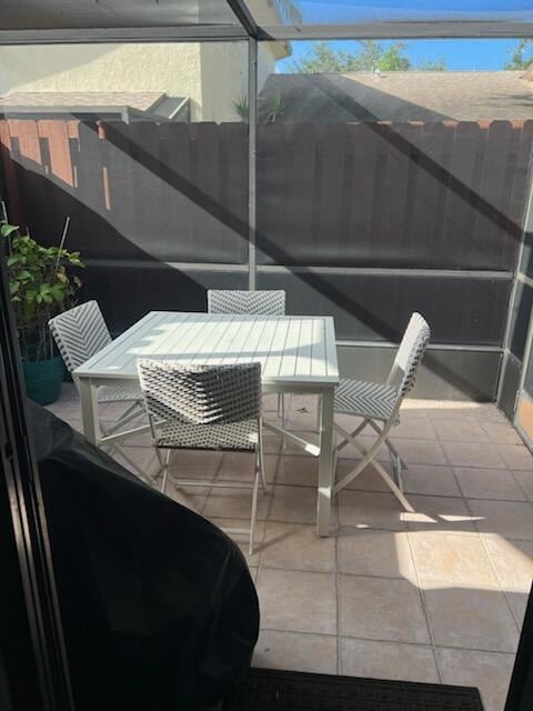 Building Photo - 8083 SE Villa Cir