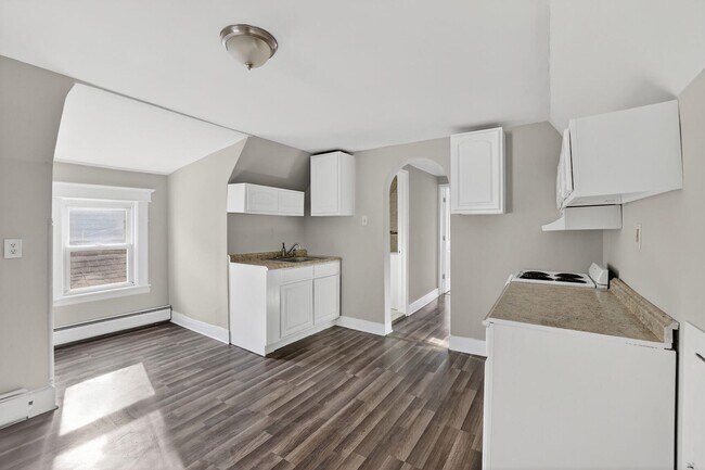 Building Photo - 107 Brown Pl