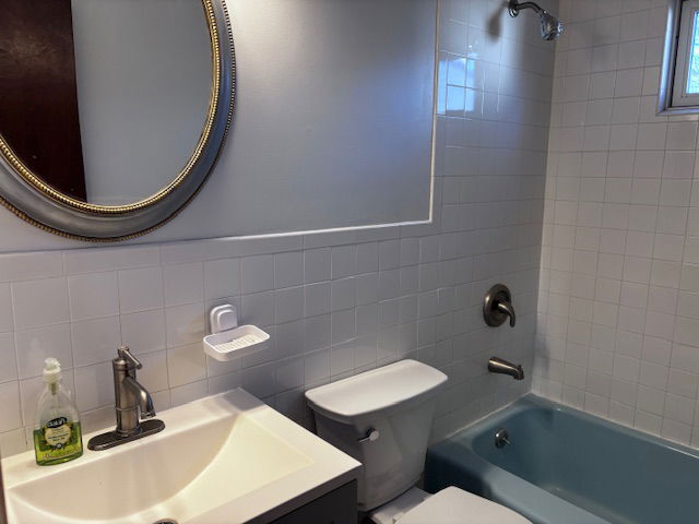 Building Photo - 43 Broadway